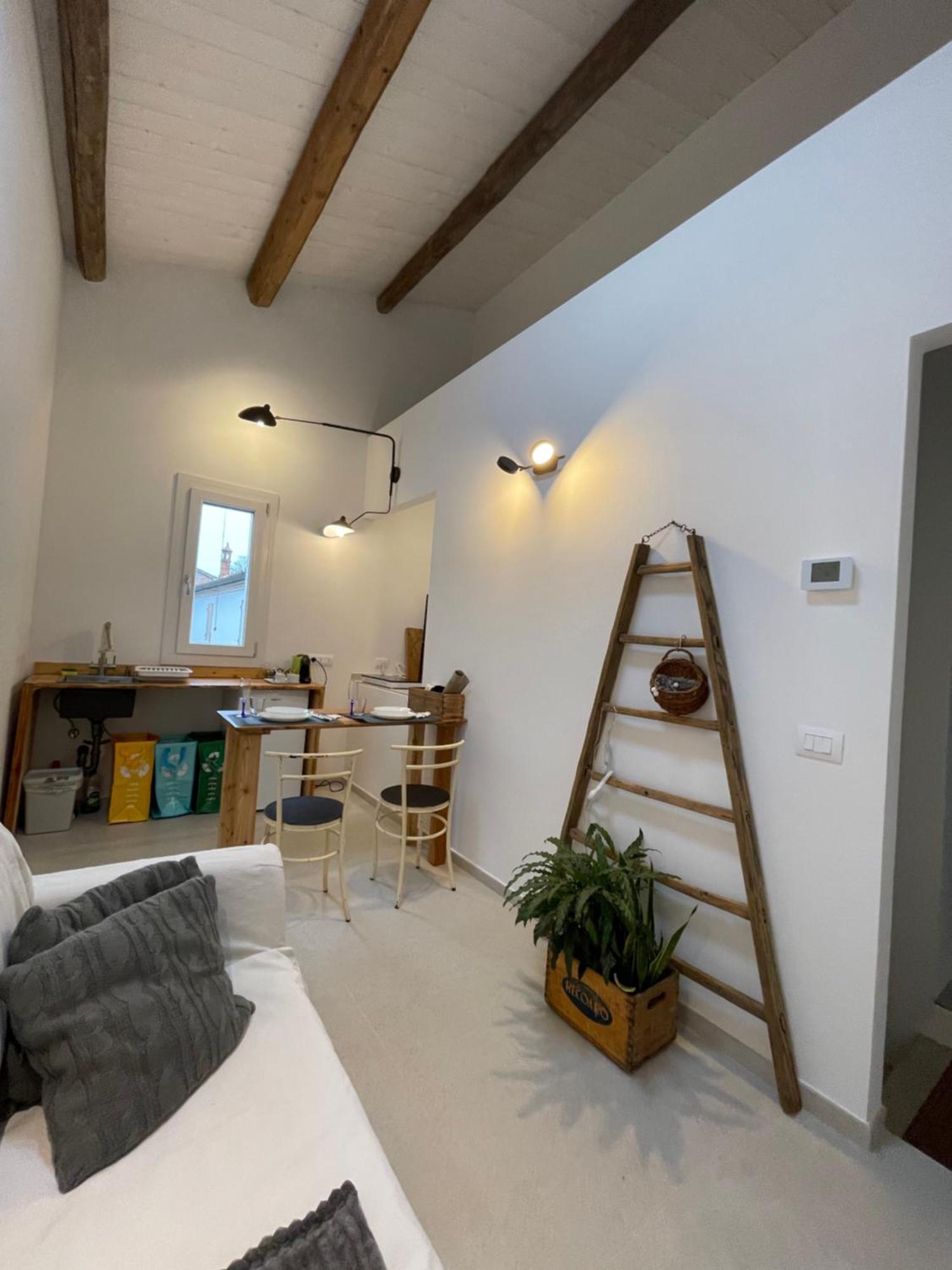 Apartmán Due Di Tutto Ferrara Exteriér fotografie